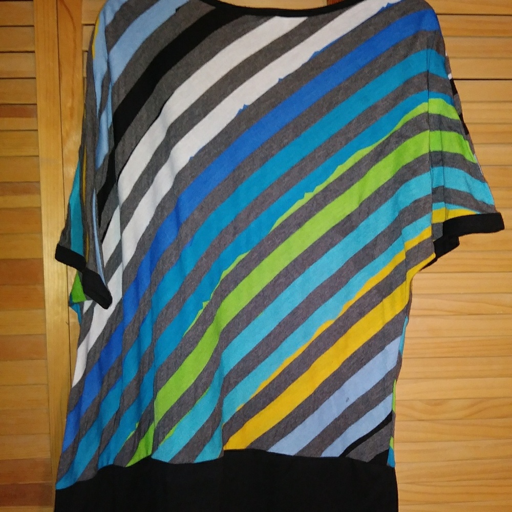 Shirt - Picture 2 of 2